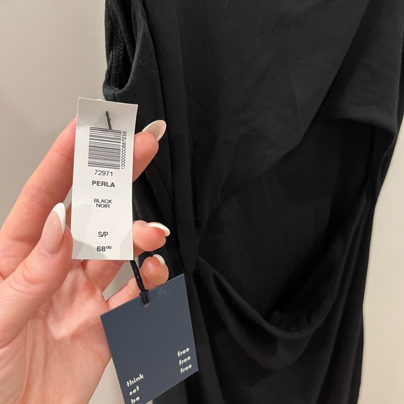Black aritzia dress with front cut out - Picture 3 of 3
